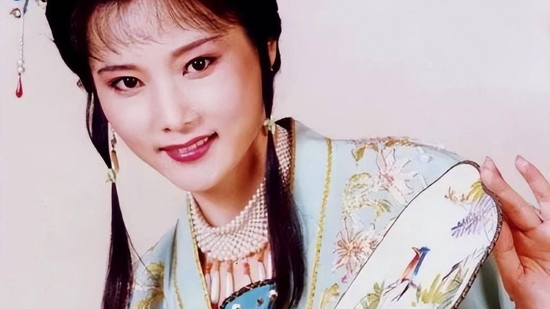 何赛飞怒怼李成儒 观众凭什么还那么宠她
